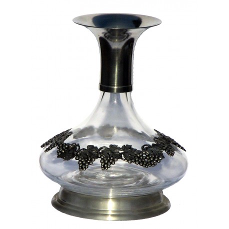 Decanter with base and grape garland