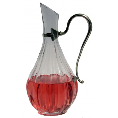 Serving decanter with handle