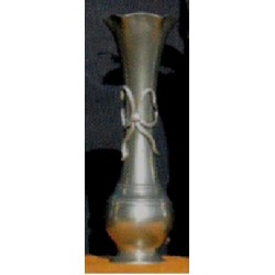Medium vase with knot decor