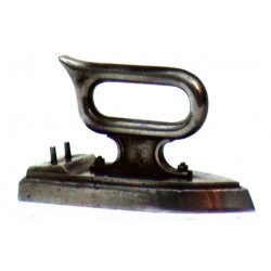 Large miniature iron n°2