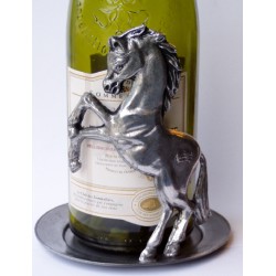 Bottle mat with 1 horse decor