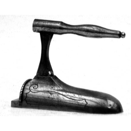 Small miniature iron n°4