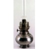 Lampe à pétrole en étain