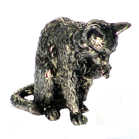 Pewter miniature washing cat