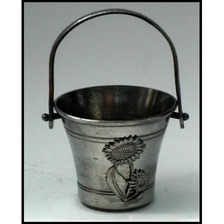 Pewter miniature bucket n°1