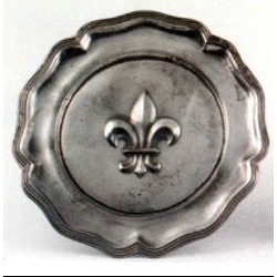 Pewter plate with fleur-de-lis decor