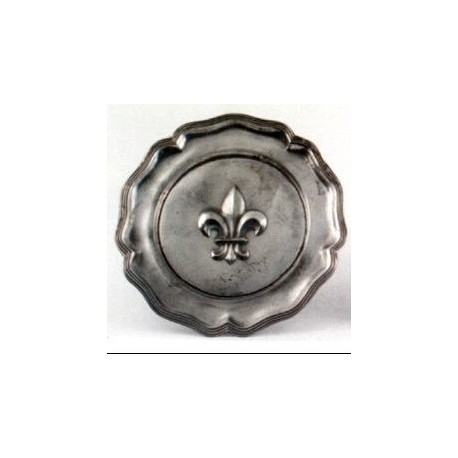 Pewter plate with fleur-de-lis decor